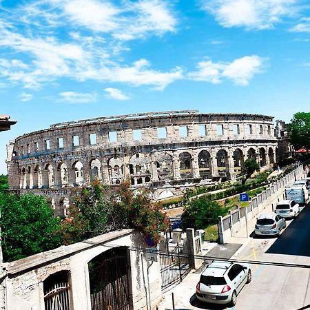 Apartament Colosseum View Pula Exteriér fotografie