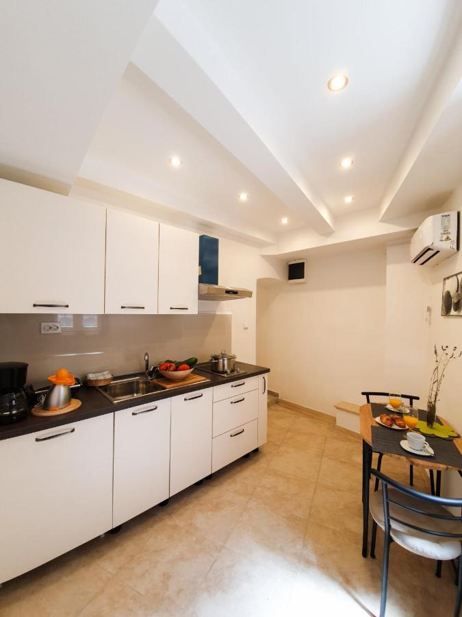 Apartament Colosseum View Pula Exteriér fotografie