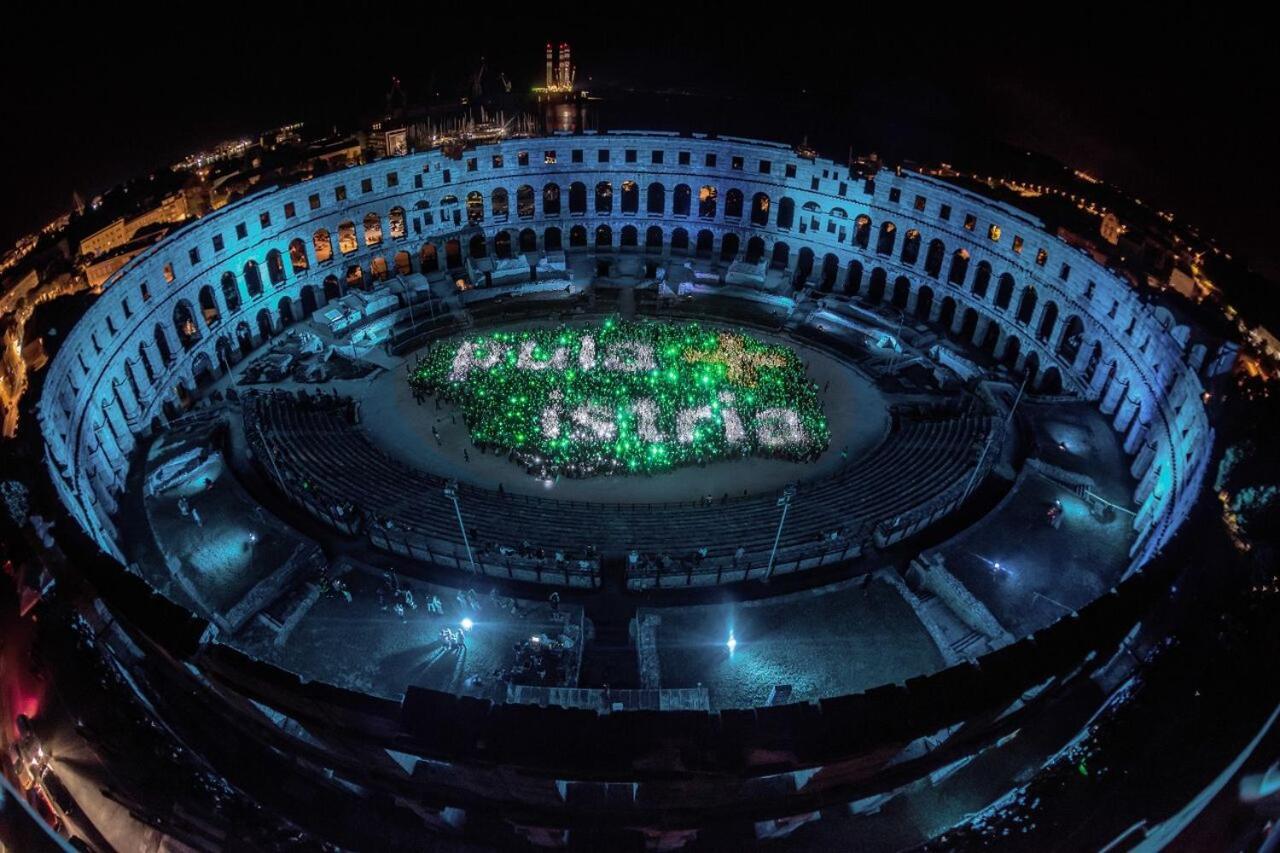Apartament Colosseum View Pula Exteriér fotografie